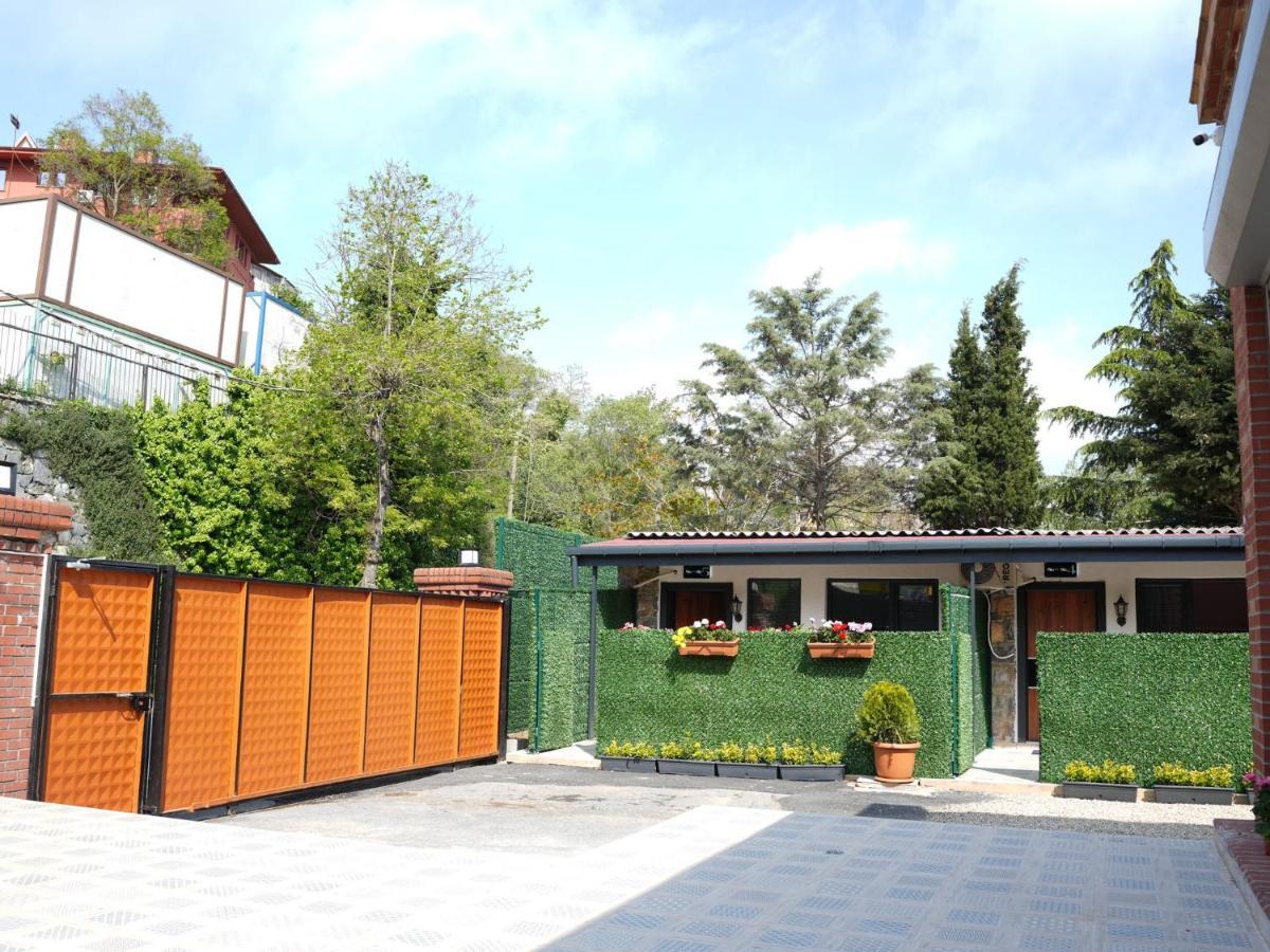 Mia Mia Suites Istanbul Exterior photo