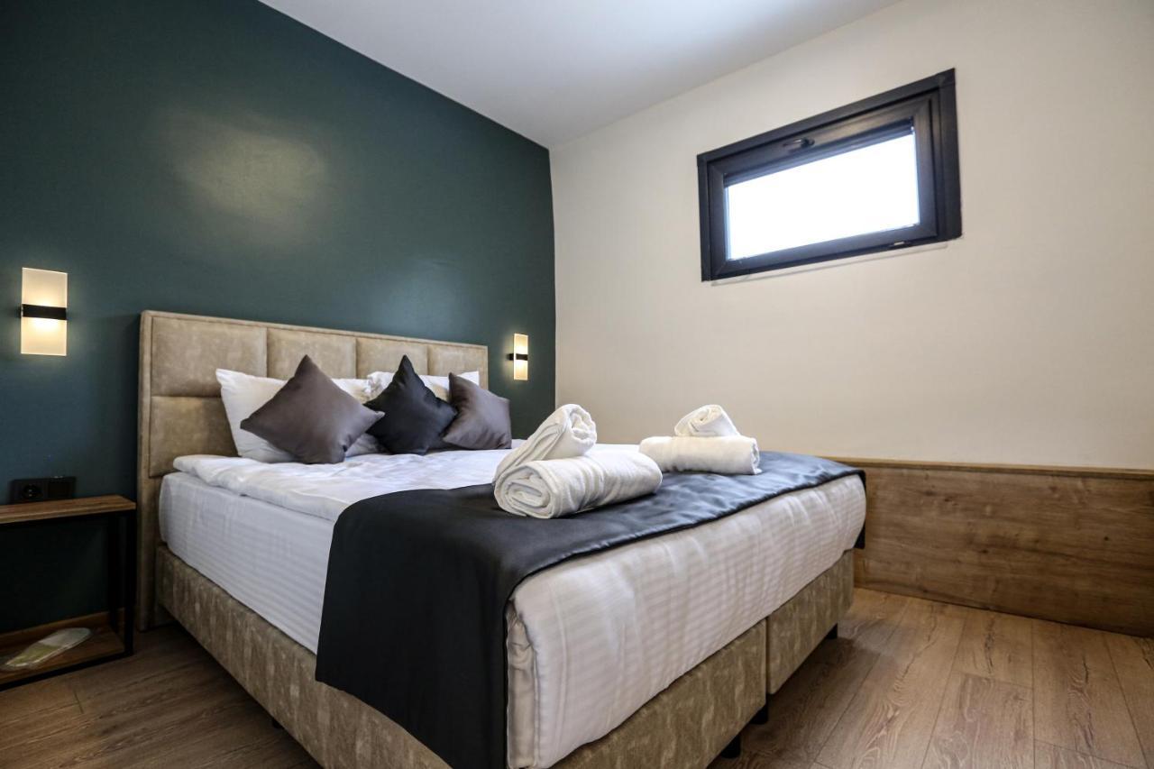 Mia Mia Suites Istanbul Exterior photo