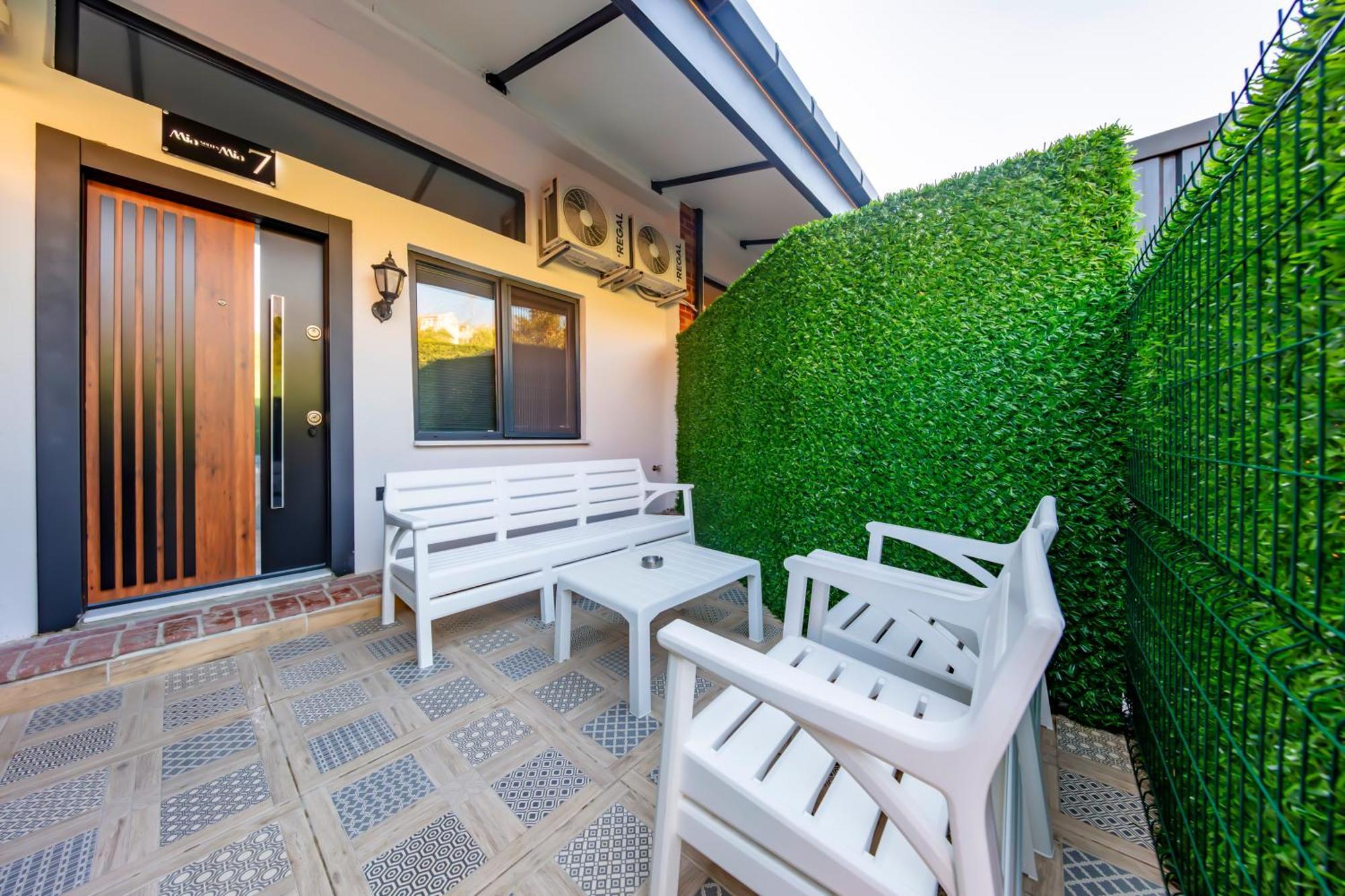 Mia Mia Suites Istanbul Exterior photo
